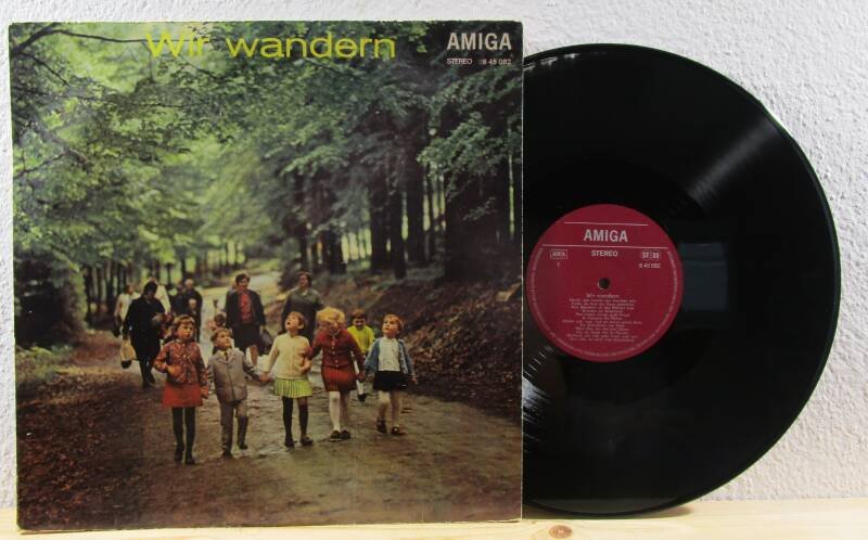 Alfons Bauer Und Großes Orchester – Wir Wandern Amiga 8 45 082