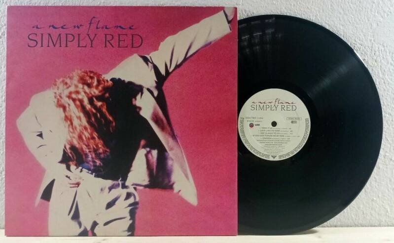 Simply Red - A New Flame Elektra WX 242